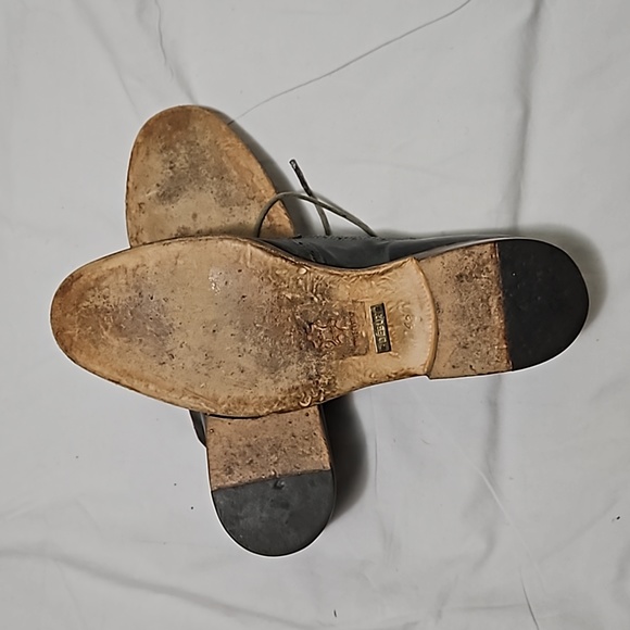 Shoes by Début. - Picture 7 of 8